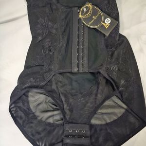Shaperqueen 1020 shape wear M Black nwt